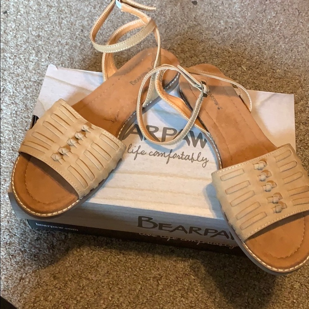 Bearpaw Amelia Sandals  size 10